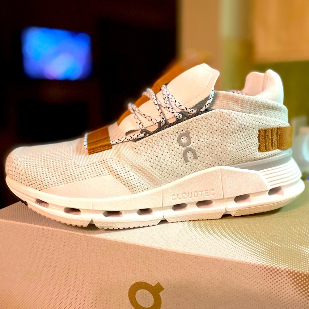 On Cloudnova White/Pearl New in Box WMS 9.5/M 8